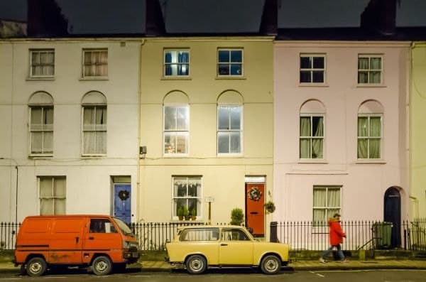 Typical Oxford: classical English terrace houses and old cars